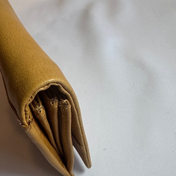 Latico Eloise Camel Leather Zip Wallet “NWT” - Picture 13 of 14